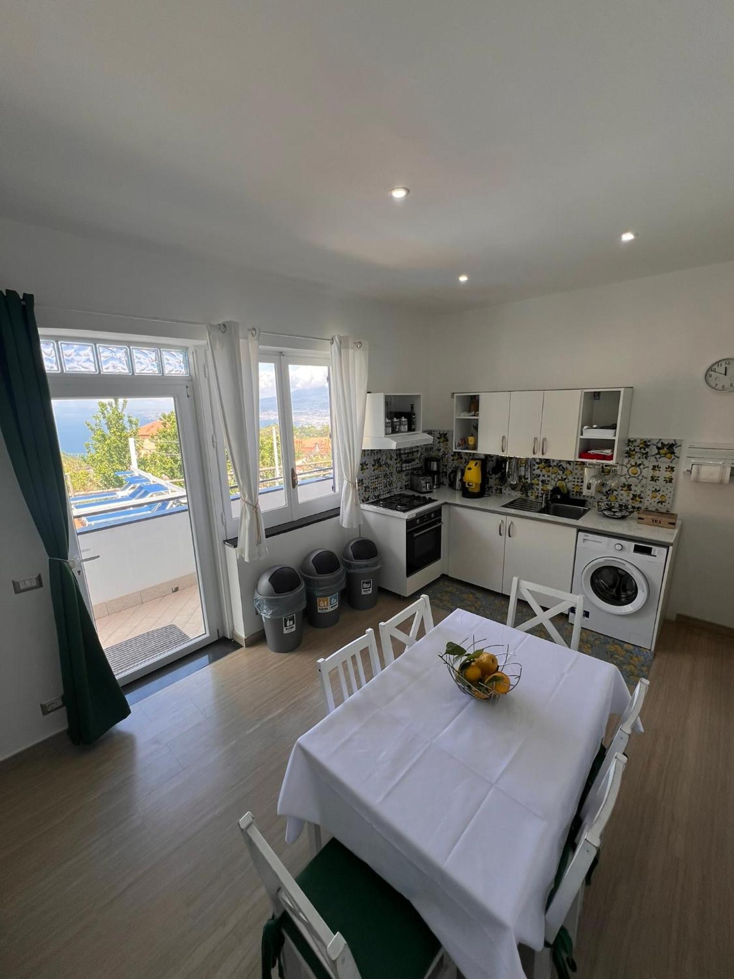 Villa Somma Apartments Pimonte Extérieur photo