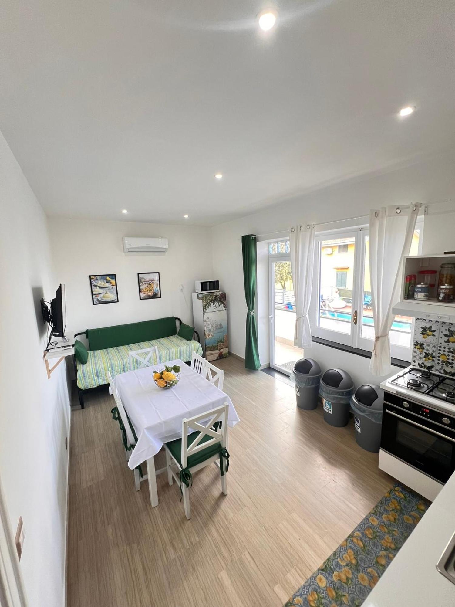 Villa Somma Apartments Pimonte Extérieur photo